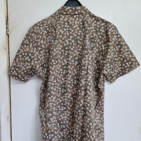 Patagonia mens floral go to shirt Size large - Picture 2 of 6